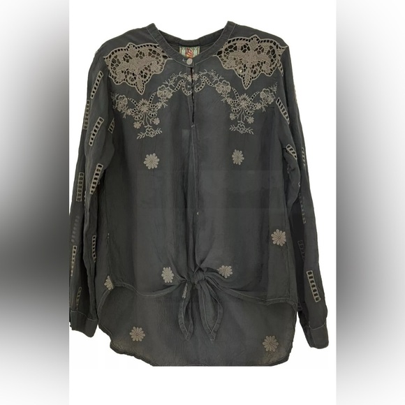 Johnny Was Heidine Tie-Front Top size Small keyhole embroidered Gray - Picture 1 of 12